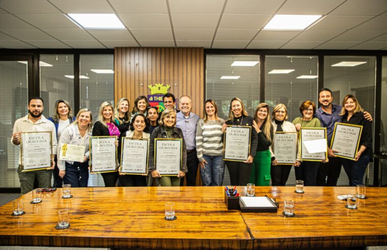 PREFEITURA DE SÃO CAETANO HOMENAGEIA ESCOLAS PREMIADAS NO PRÊMIO EXCELÊNCIA EDUCACIONAL SARESP 2024