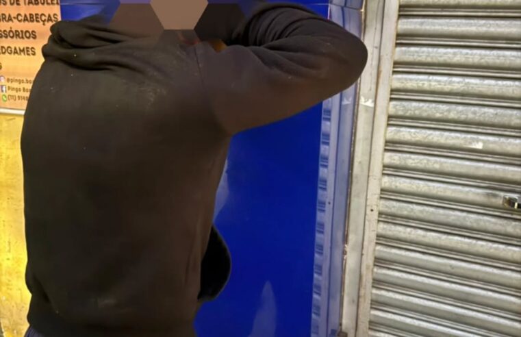 GCM PRENDE CRIMINOSO EM FLAGRANTE DURANTE TENTATIVA DE ASSALTO A IDOSA NO TABOÃO
