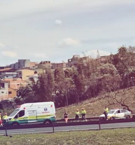 ATROPELAMENTO NO KM 22 DA IMIGRANTES DEIXA UMA PESSOA GRAVEMENTE FERIDA