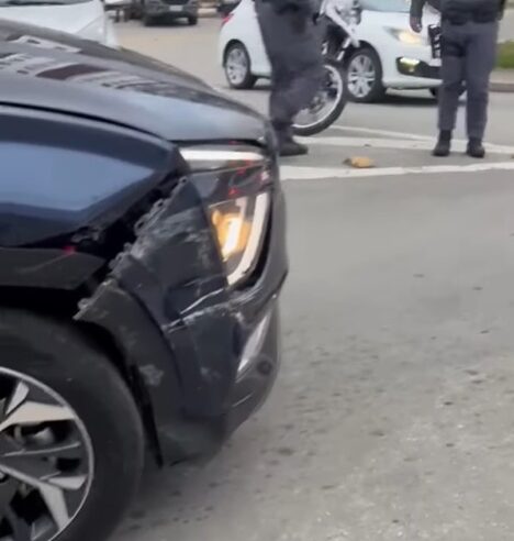 DUPLA ABANDONA CARRO FURTADO E FOGE DA PM NO JARDIM SILVINA; UM É DETIDO