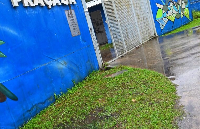 DEPUTADA ANA CAROLINA SERRA VISITA PRAÇA DA CIDADANIA, CONSTATA ABANDONO E COBRA AÇÃO DO GOVERNO