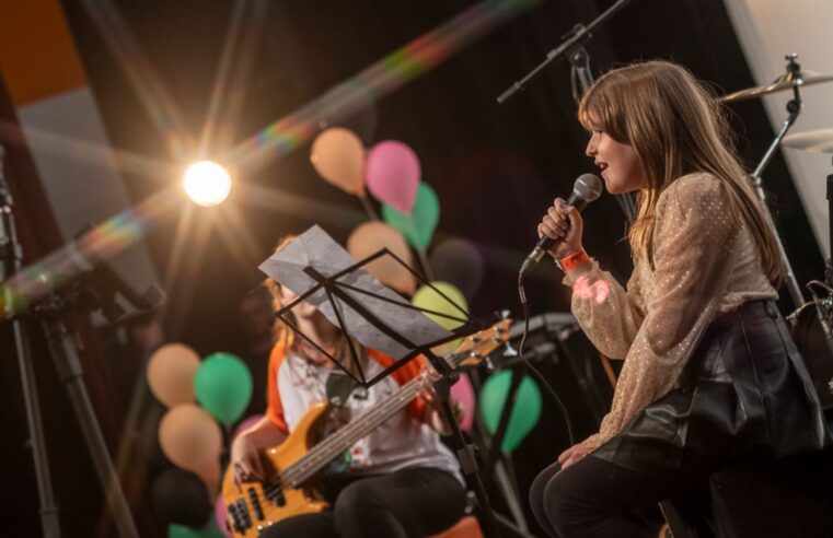 TEATROS DE SANTO ANDRÉ RECEBEM PROGRAMAÇÃO DIVERSIFICADA COM DANÇA, SAMBA E MÚSICA INFANTIL