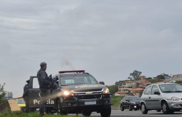 SUSPEITO MORRE APÓS TROCA DE TIROS COM O BAEP NA RODOVIA DOS IMIGRANTES