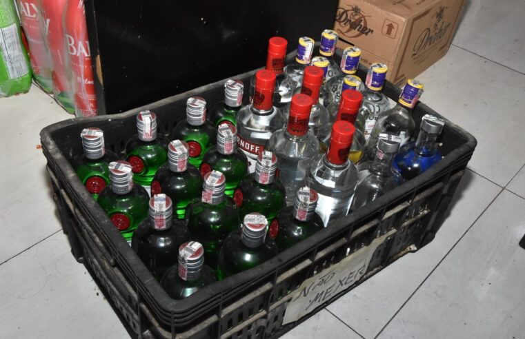PROCON, GCM E VIGILÂNCIA SANITÁRIA DE SANTO ANDRÉ REALIZAM AÇÃO SOBRE CUIDADOS NA COMPRA DE BEBIDAS ALCOÓLICAS