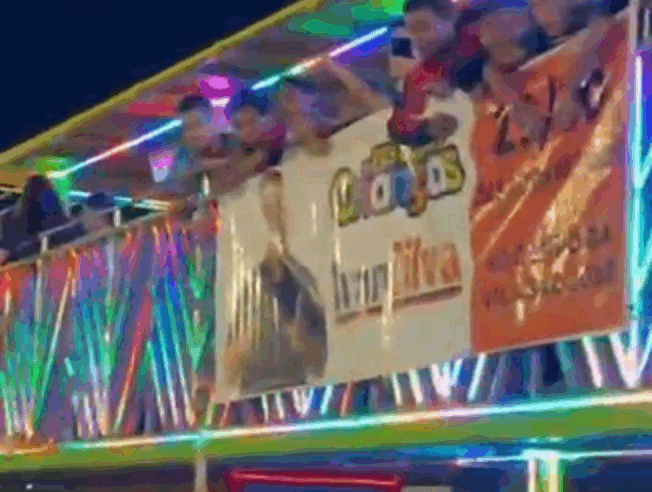 CARRETA EXPLOSÃO ANIMA CRIANÇAS DO JARDIM SILVINA EM SÃO BERNARDO