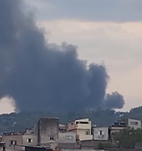 SETE VIATURAS DOS BOMBEIROS COMBATEM INCÊNDIO NO ALVARENGA, EM SÃO BERNARDO