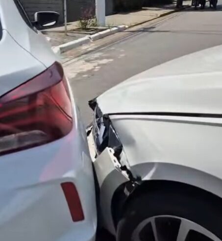 PERSEGUIÇÃO TERMINA EM ACIDENTE NO BAIRRO INDEPENDÊNCIA