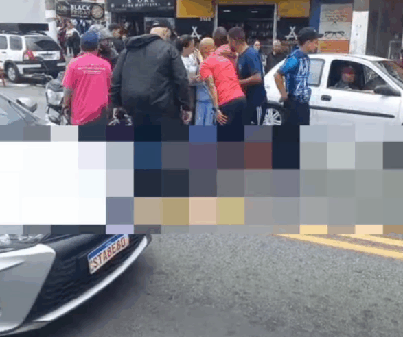 MULHER E CRIANÇA SÃO ATROPELADAS POR MOTO NA AVENIDA CASTELO BRANCO, EM SÃO BERNARDO