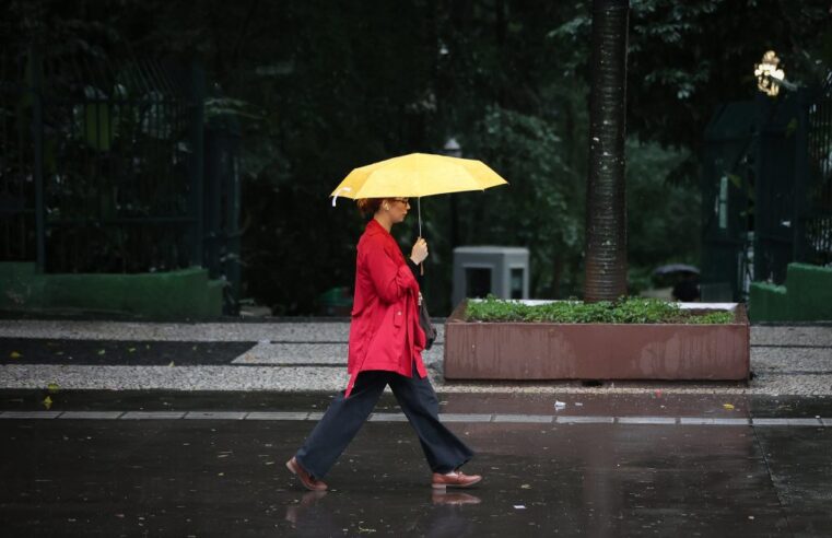 DEFESA CIVIL DE SÃO PAULO ALERTA PARA CHUVAS INTENSAS E RAJADAS DE VENTO ENTRE DOMINGO (23) E TERÇA-FEIRA (25)