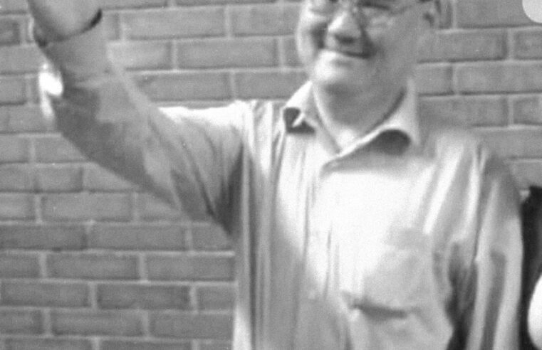 ALUNOS E PROFESSORES DA ESCOLA MARIA AUXILIADORA MARQUES LAMENTAM MORTE DO PROFESSOR ALEXANDRE MATSUMOTO