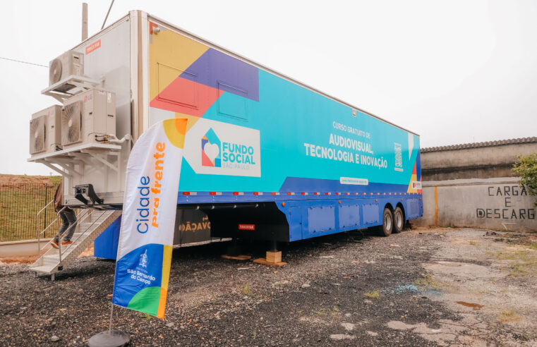 EM SÃO BERNARDO, PRAÇA DA CIDADANIA RECEBE CARRETA DA CAPACITAÇÃO DO ESTADO NESTA SEMANA