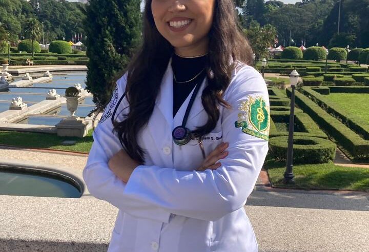 COM AJUDA DOS PAIS E MUITO ESFORÇO, JOVEM DO D.E.R. CONQUISTA DIPLOMA DE MEDICINA