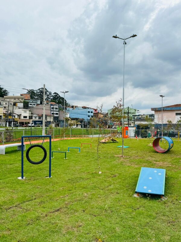 VISTORIA MARCA NOVA PRAÇA DOS TICO-TICOS E AMPLIAÇÃO DE ESPAÇOS DE LAZER NO PARQUE DOS PÁSSAROS
