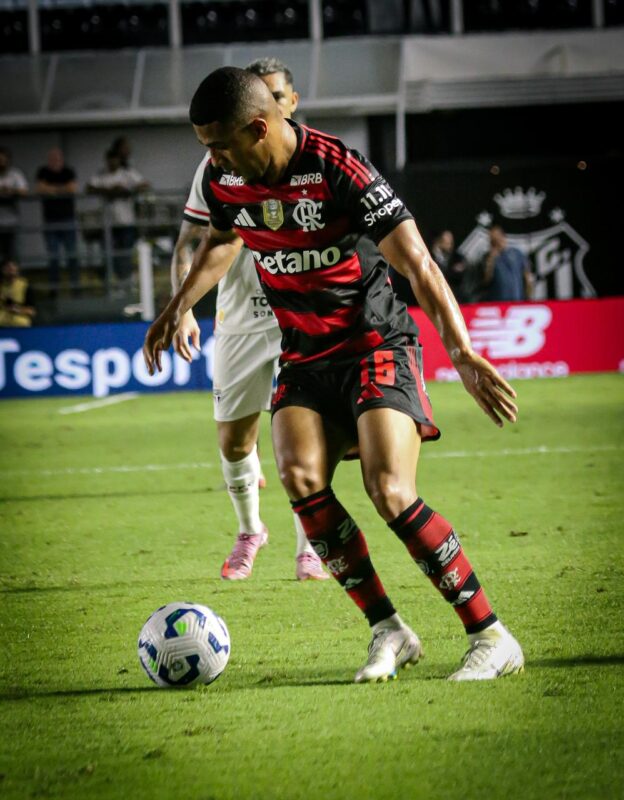 SAMUEL LINO FAZ GOL, ACABA JEJUM E SE DESTACA NO EMPATE DO FLAMENGO
