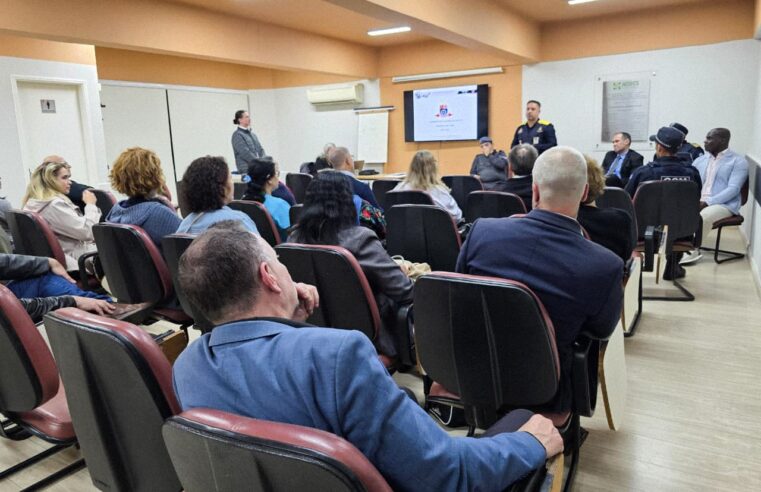 REUNIÃO DO CONSEG EM SÃO CAETANO É MARCADA POR HOMENAGENS A POLICIAIS MORTOS EM SERVIÇO EM OPERAÇÃO NO RIO DE JANEIRO