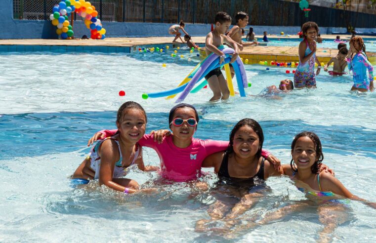 DIADEMA LANÇA PROGRAMA DESCOBERTAS COM “DIA DE PISCINA” PARA ESTUDANTES DA REDE MUNICIPAL DE ENSINO