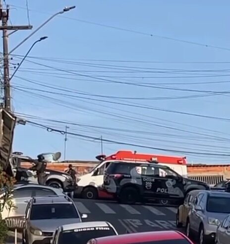 HOMEM EM SURTO MOBILIZA GATE NO JARDIM REPRESA