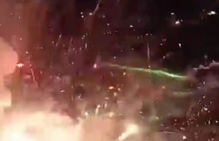 BRASIL: FALHA EM SHOW DE FOGOS NO RIO GRANDE DO SUL ATINGE PÚBLICO; Veja o vídeo