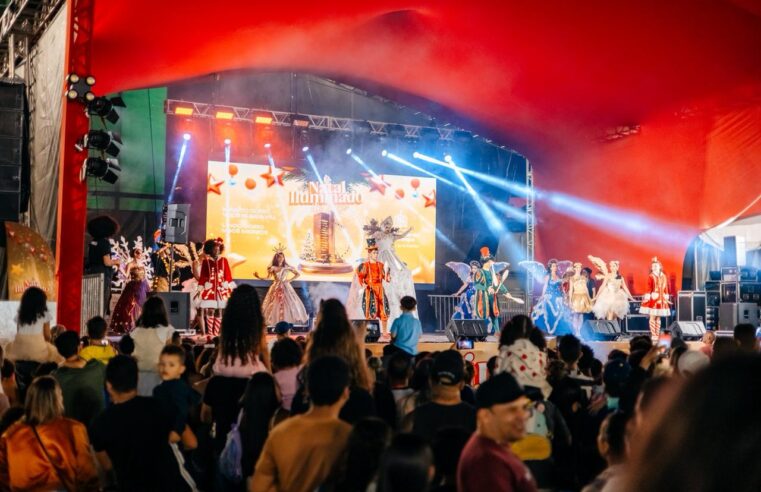 PAPAI NOEL E PERSONAGENS TRAZEM DOSE EXTRA DE MAGIA AO NATAL ILUMINADO DE SÃO BERNARDO