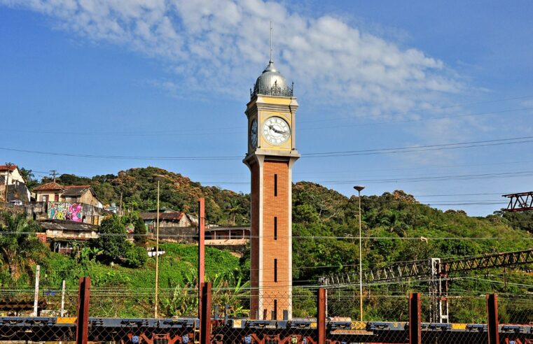 PARANAPIACABA E PARQUE ANDREENSE TERÃO CHEGADA DO PAPAI NOEL E FEIRA DE PRESÉPIOS