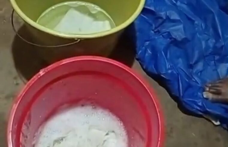 SEM ENERGIA HÁ DIAS, MORADORES DE SANTO ANDRÉ USAM BALDES PARA CUIDAR DE VIZINHO COM CÂNCER