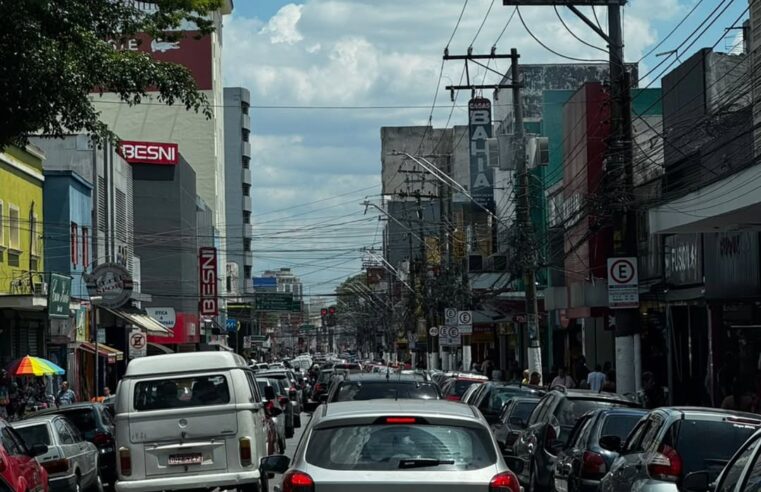 MARECHAL: FAIXA DA ESQUERDA É LIBERADA PARA ESTACIONAMENTO AOS FINAIS DE SEMANA EM DEZEMBRO