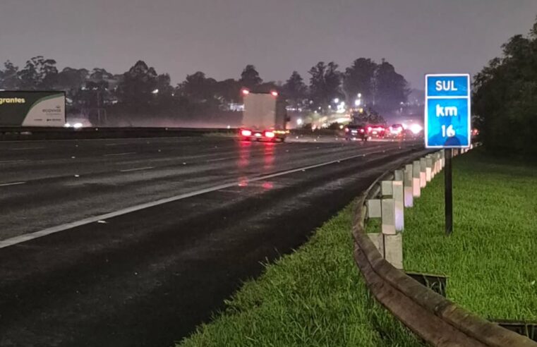 HOMEM AINDA NÃO IDENTIFICADO MORRE APÓS SER ATROPELADO NO KM 18 DA IMIGRANTES