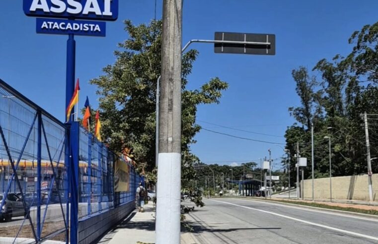 MORADORES DO ALVARENGA COMPARECEM EM PESO NA INAUGURAÇÃO DA NOVA LOJA DO ASSAÍ