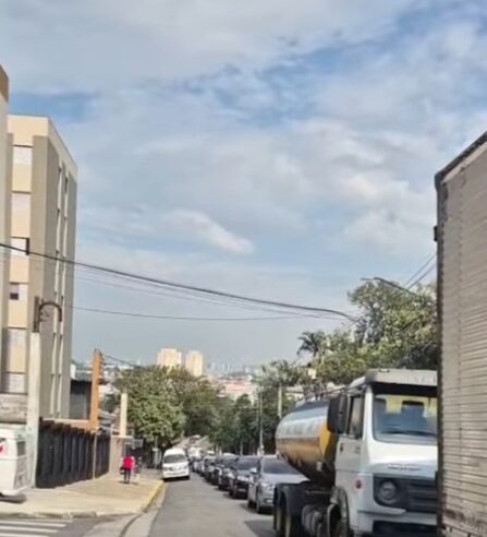 MANHÃ DE TRÂNSITO INTENSO E ACIDENTE EM SÃO BERNARDO