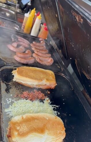 COMIDAS DE SÃO BERNARDO: COM 30 ANOS DE HISTÓRIA, HOT DOG TRADICIONAL DA MARECHAL FAZ SUCESSO NA REGIÃO