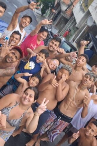 LONA E SABÃO FAZEM A ALEGRIA DAS CRIANÇAS NA VILA SÃO PEDRO DURANTE O VERÃO DE 2026