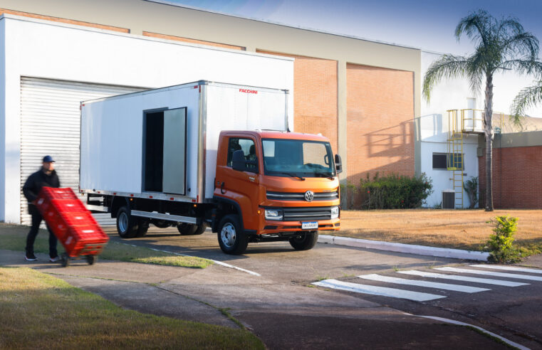 VOLKSWAGEN GANHA MERCADO E LIDERA VENDAS DE CAMINHÕES EM 2025