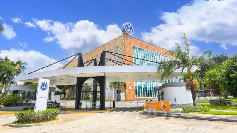 VOLKSWAGEN CELEBRA 15 MILHÕES DE VEÍCULOS PRODUZIDOS NA FÁBRICA ANCHIETA