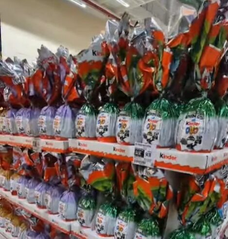 OVOS DE PÁSCOA JÁ OCUPAM GÔNDOLAS DE SUPERMERCADOS EM SÃO BERNARDO