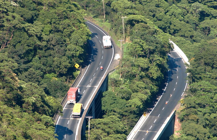 ECOVIAS IMIGRANTES INICIA MELHORIAS EM CURVAS NO TRECHO DE SERRA DA VIA ANCHIETA