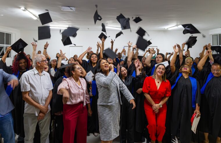 FUNDO SOCIAL DE DIADEMA REALIZA FORMATURA DE 40 ALUNOS