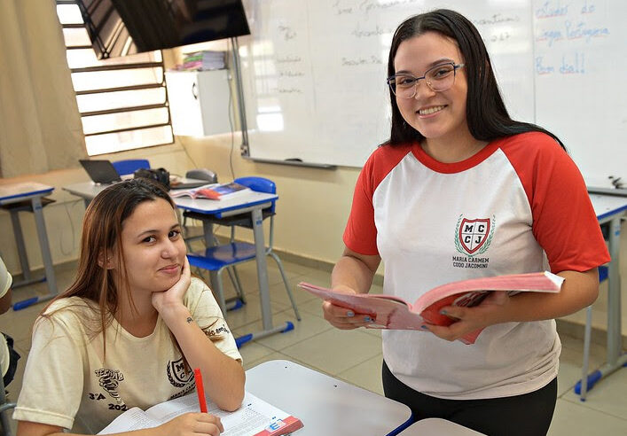EDUCAÇÃO SP ABRE INSCRIÇÕES PARA 784 VAGAS NO PROGRAMA ALUNO MONITOR DO BEEM