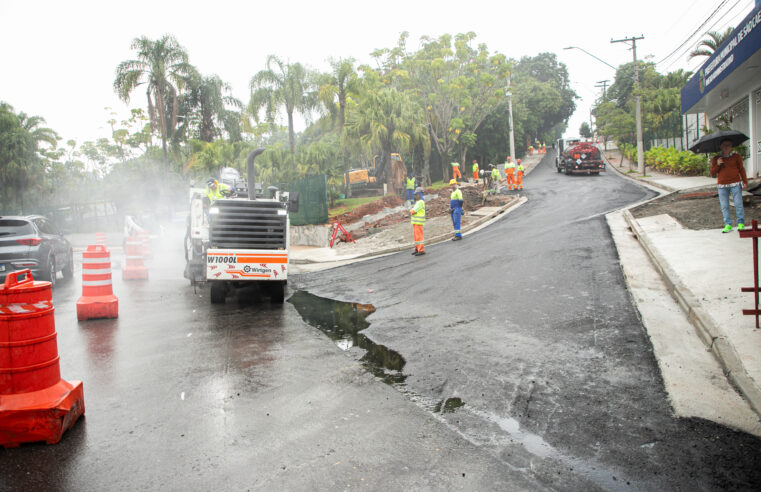 REABERTURA TOTAL DA RUA EDUARDO PRADO PARA PASSAGEM DE VEÍCULOS EVOLUI E CHEGA À ETAPA DE PAVIMENTAÇÃO