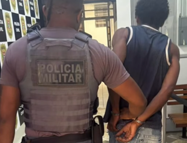 CRIMINOSO É PRESO PELA PM APÓS ROUBAR MULHERES COM FACA NO CENTRO DE SÃO BERNARDO