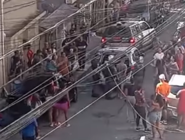 MOTOCICLISTA É DETIDO APÓS FUGA DA POLÍCIA NO JARDIM CALUX