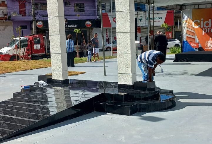 SÃO BERNARDO INAUGURA PRIMEIRO MARCO DA PAZ NO CENTRO DA CIDADE