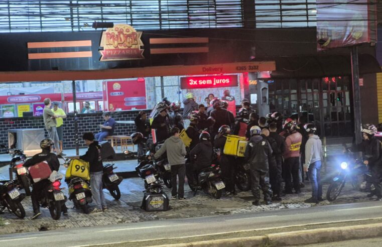 PIZZARIA DO RUDGE RAMOS VENDE 400 PIZZAS EM PROMOÇÃO DE R$ 10