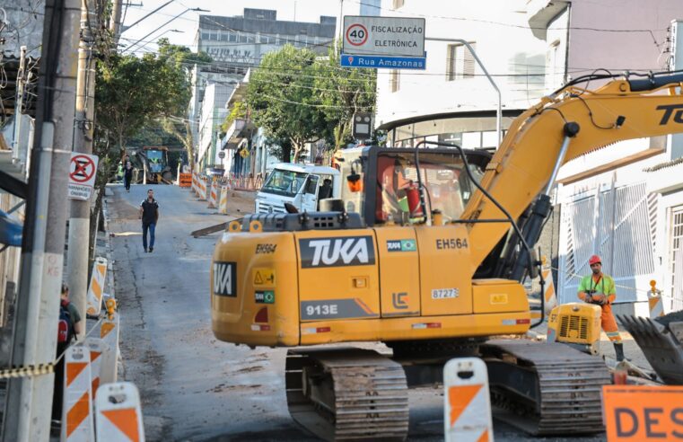 OBRAS DE DRENAGEM NA RUA AMAZONAS ESTÃO NO QUARTO TRECHO E REFORÇAM COMBATE ÀS ENCHENTES EM SÃO CAETANO