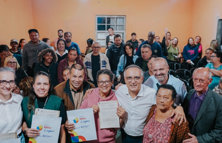 SONHO REALIZADO: MORADORES DO CAPELINHA, EM SÃO BERNARDO, RECEBEM ESCRITURA APÓS 40 ANOS DE ESPERA