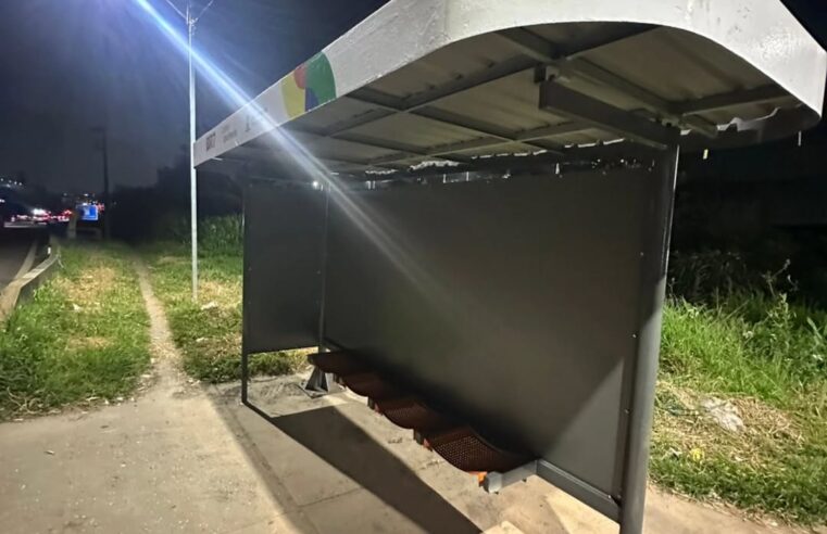 NOVO ABRIGO É INSTALADO NO KM 25 DA ANCHIETA