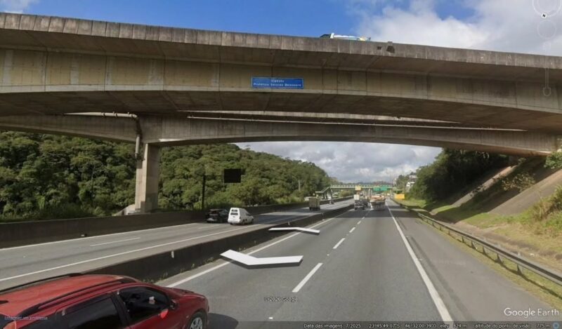 TARCÍSIO SANCIONA VIADUTO EM HOMENAGEM AO PAI DE BOLSONARO NO BERÇO POLÍTICO DE LULA
