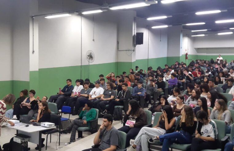 ETEC LAURO GOMES INICIA COMEMORAÇÕES DO MÊS DA MULHER COM EVENTO VOLTADO À VALORIZAÇÃO E PROTAGONISMO FEMININO