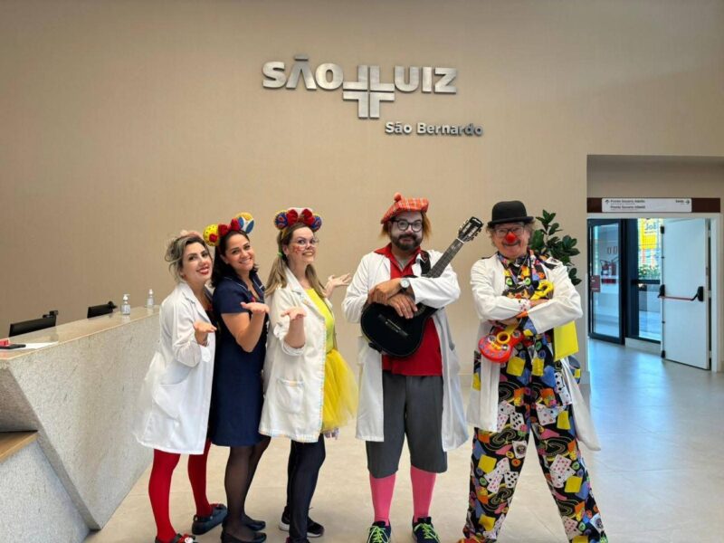 HOSPITAL SÃO LUIZ SÃO BERNARDO RECEBE VISITA DO GRUPO PALHAÇOS DA SAÚDE