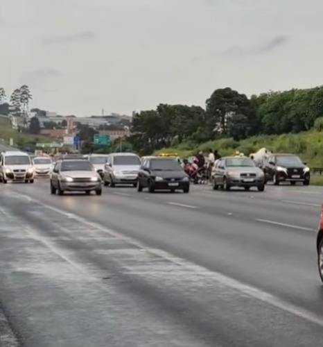 ERRATA: ACIDENTE FOI REGISTRADO NA RODOVIA DOS IMIGRANTES