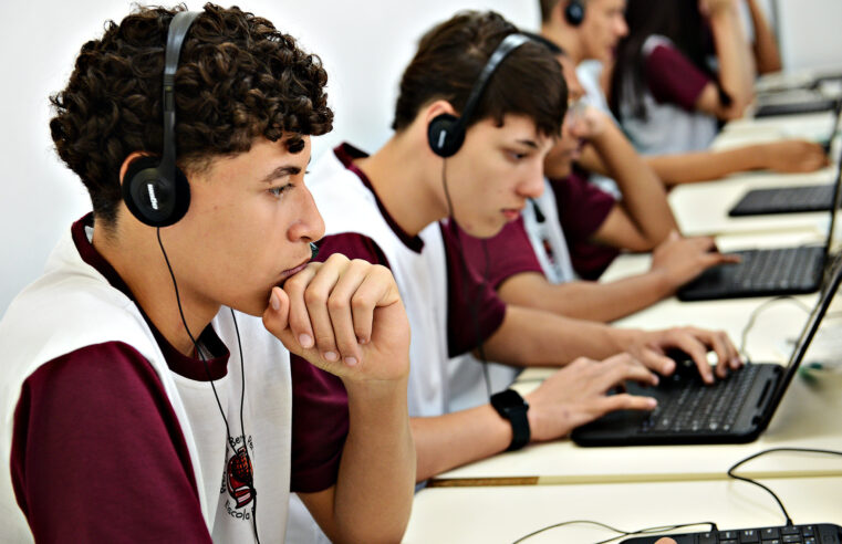 6.504 ALUNOS DO ABC SÃO SELECIONADOS PARA AS AULAS DE INGLÊS DO PRONTOS PRO MUNDO A PARTIR DAS NOTAS DO SARESP